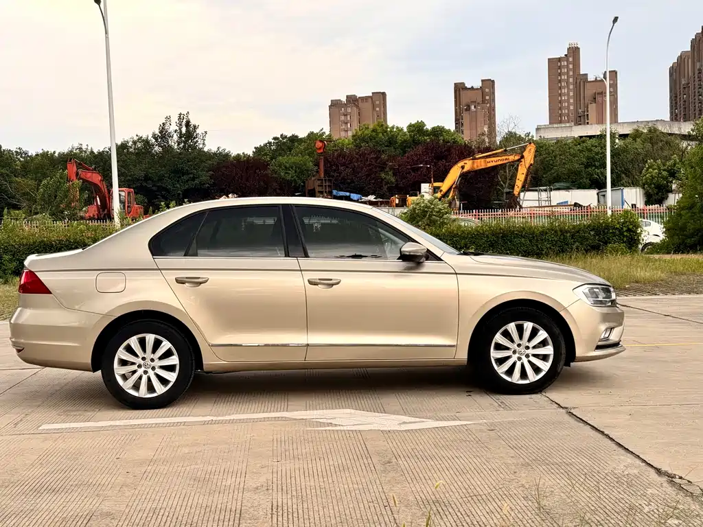 Volkswagen Bora 2016