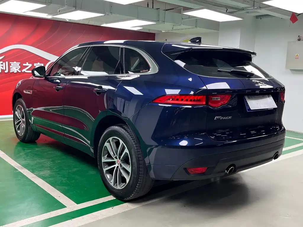 Jaguar F-PACE 2017 — фото 7