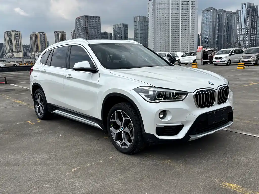 BMW X1 2018 — фото 3