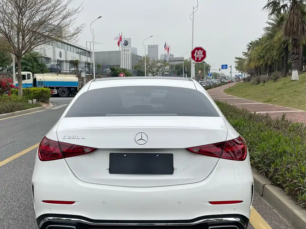 Mercedes-Benz C-Class 2023