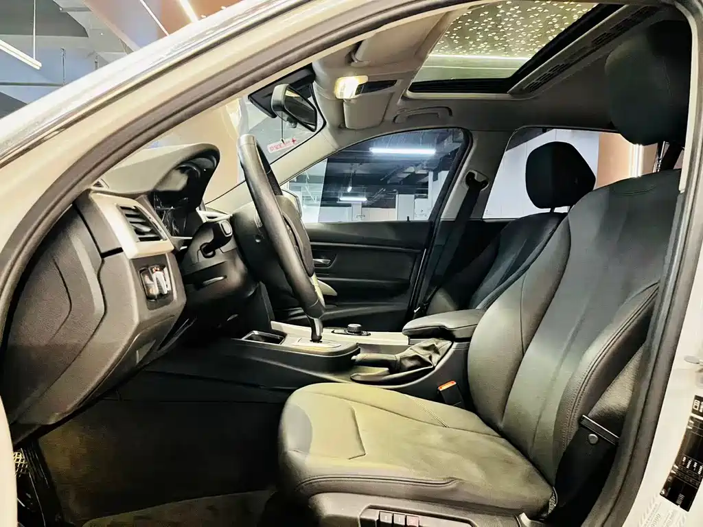 BMW 3 Series 2015 — фото 13