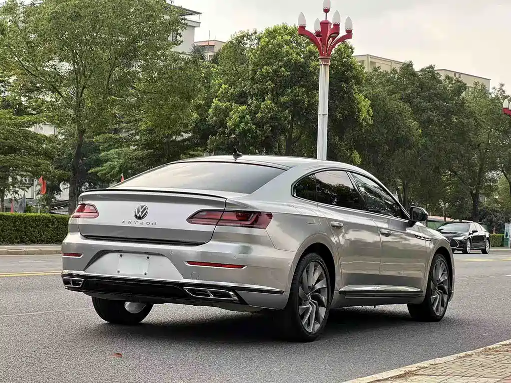 Volkswagen CC 2022 — фото 6