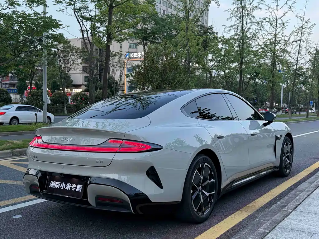 Xiaomi SU7 2025 — фото 12