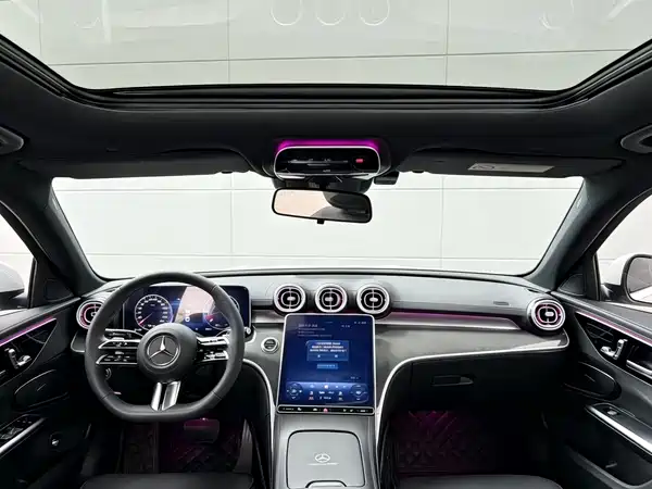 Mercedes-Benz C-Class 2023