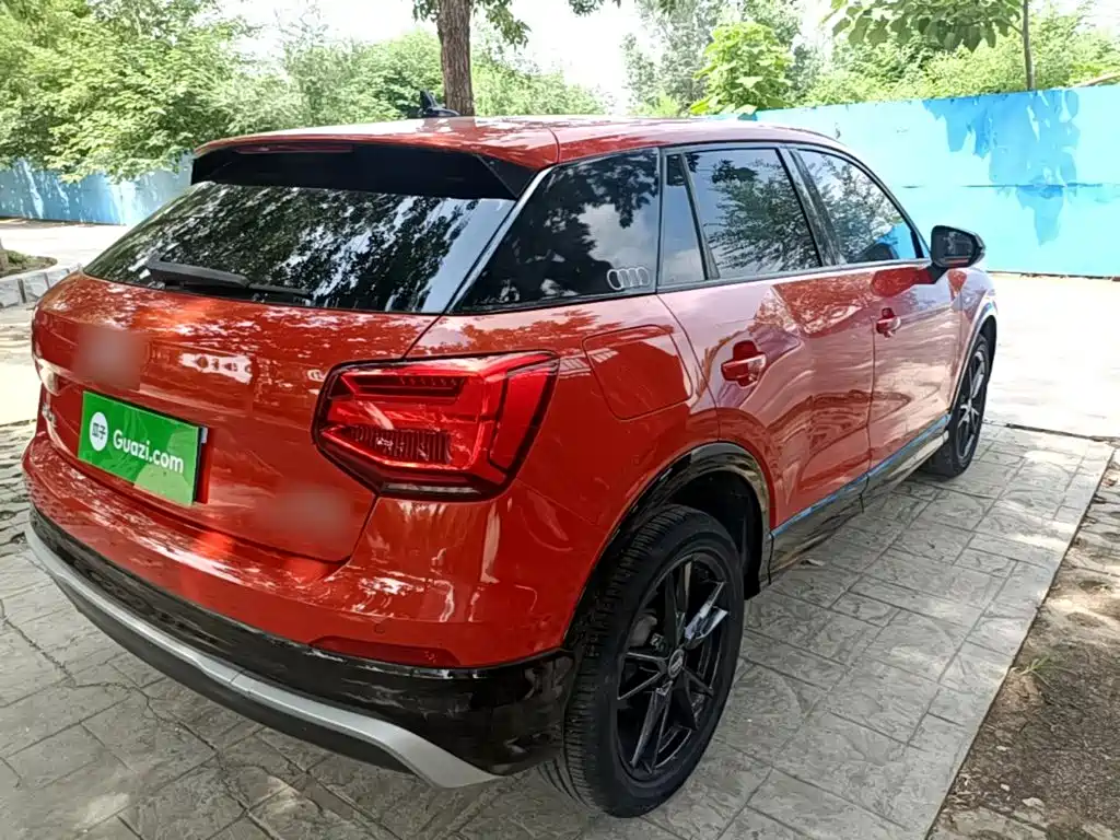 Audi Q2L 2020