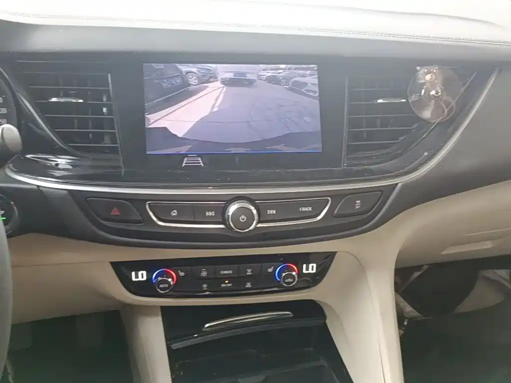 Buick Regal 2021 — фото 13