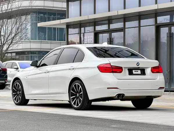 BMW 3 Series 2018