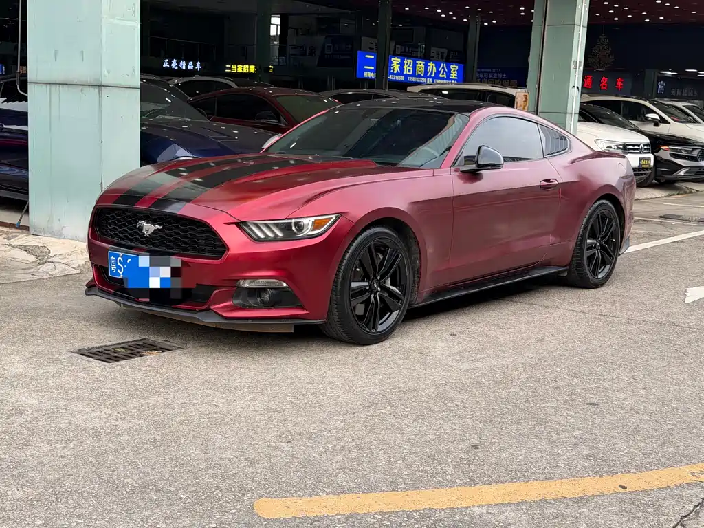 Ford Mustang 2017 — фото 1