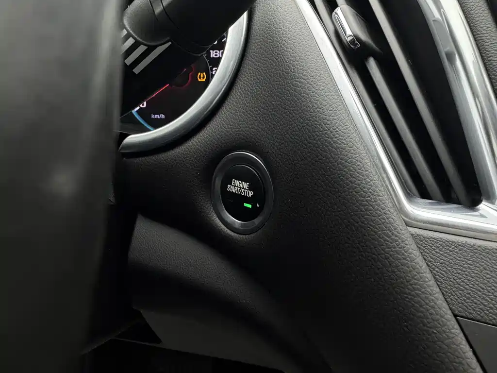 Chevrolet Malibu XL 2021 — фото 30
