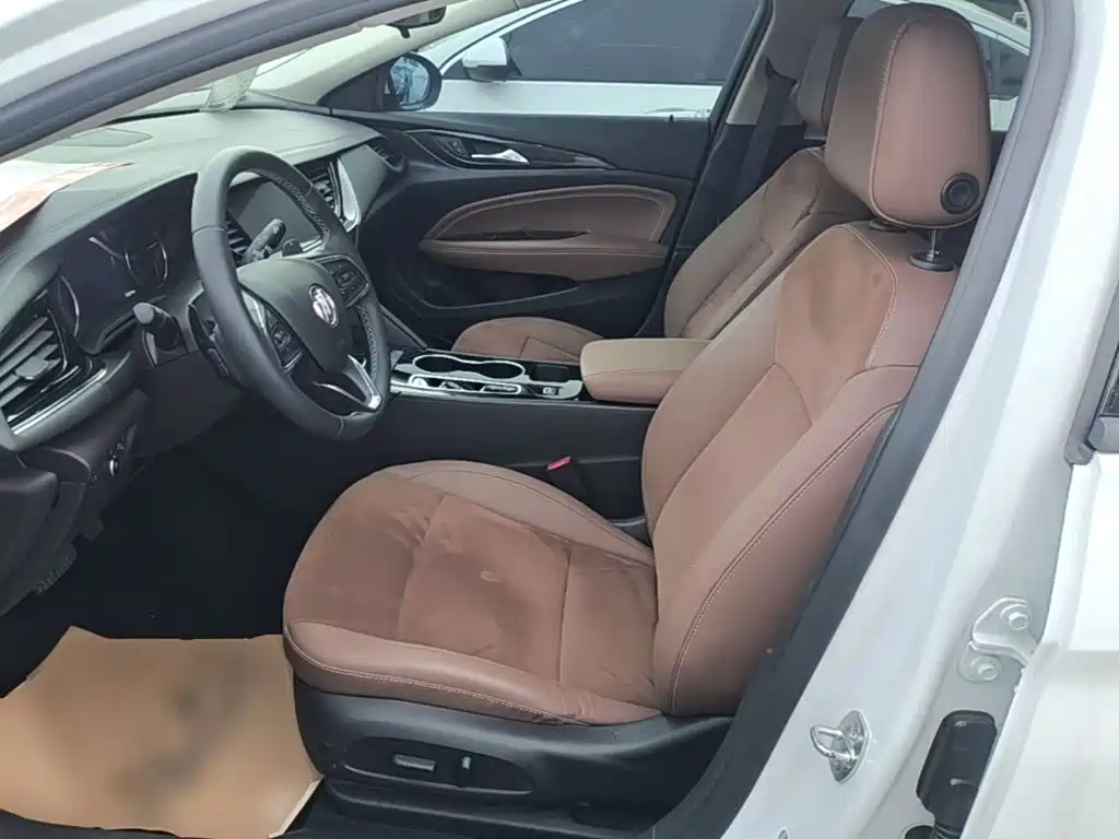 Buick Regal 2021 — фото 15