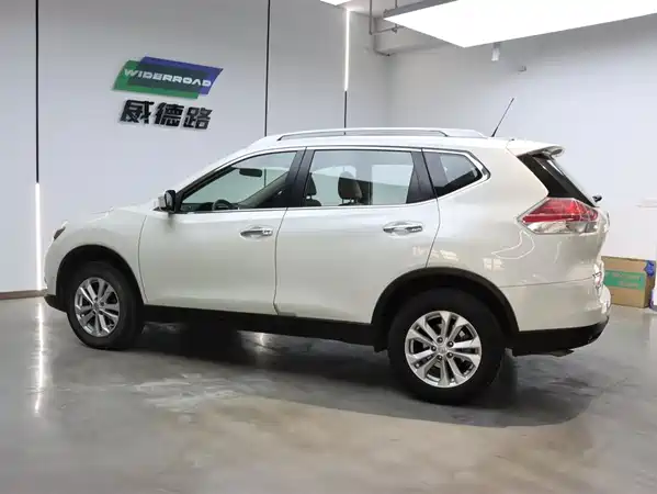Nissan X-Trail 2014