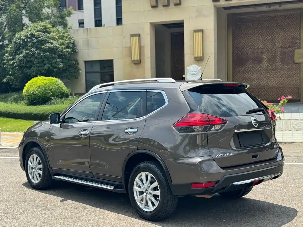 Nissan X-Trail 2017 — фото 17