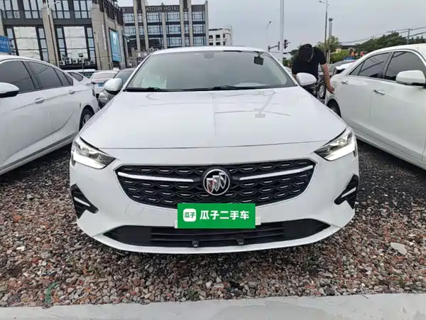 Buick Regal 2021