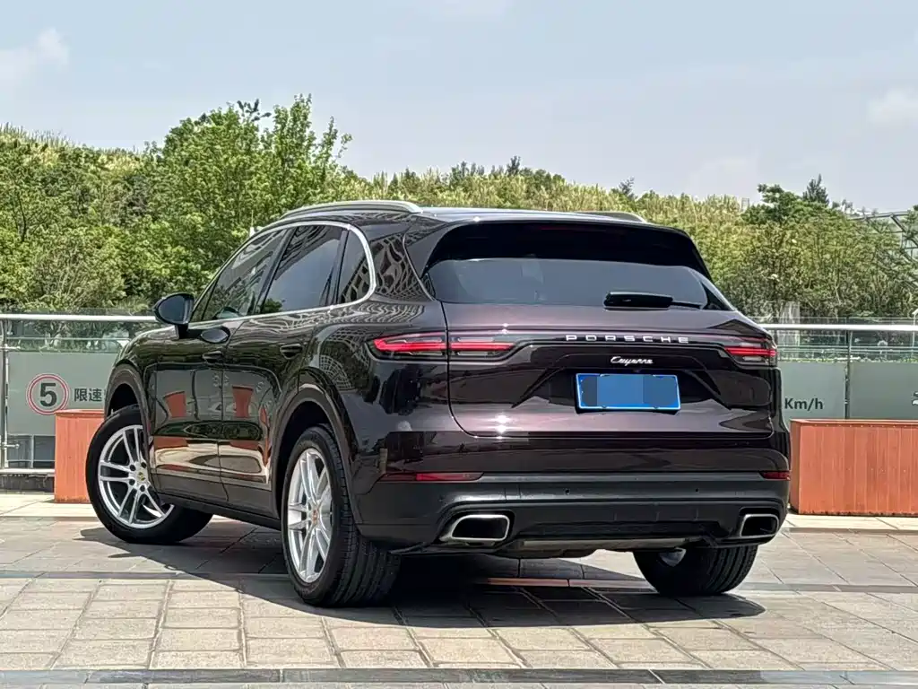 Porsche Cayenne 2018 — фото 6