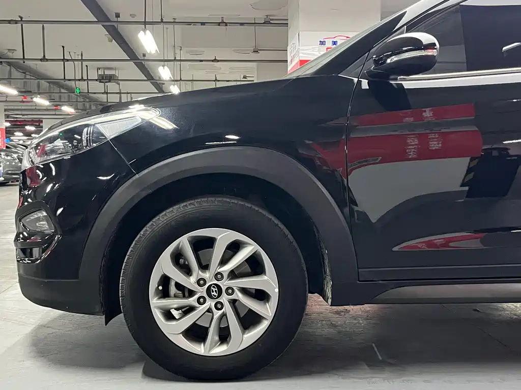 Hyundai Tucson 2016 — фото 8