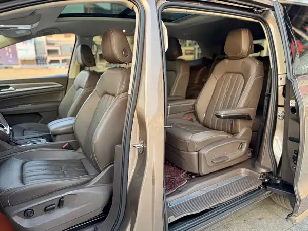 Volkswagen Viloran 2022