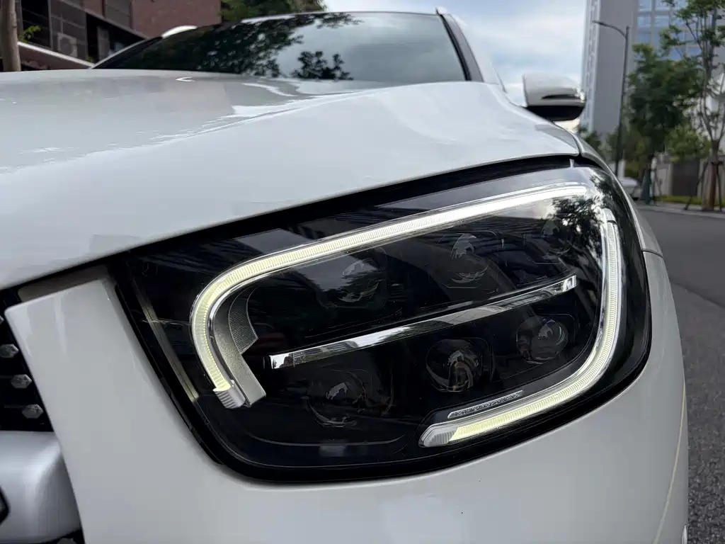 Mercedes-Benz GLC 2021
