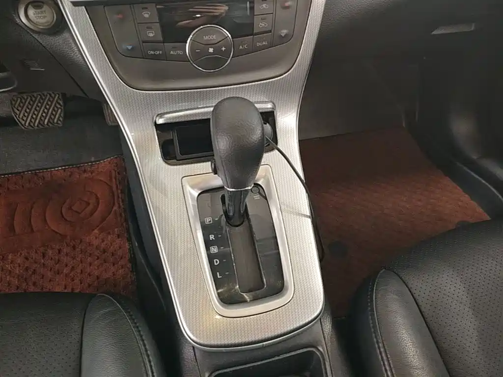 Nissan Sylphy 2015 — фото 14