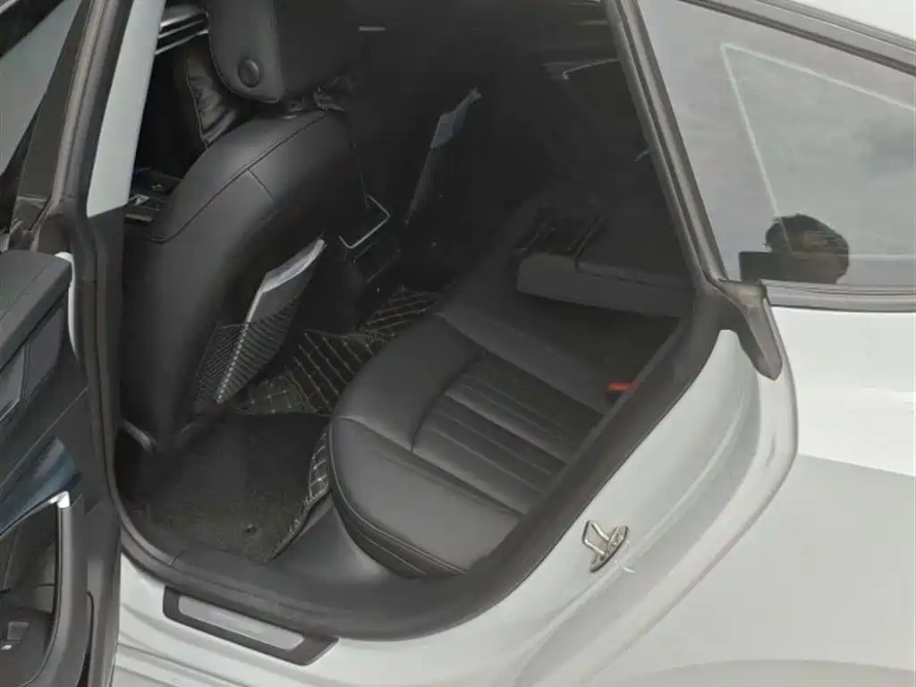 Audi A7 2021 — фото 10