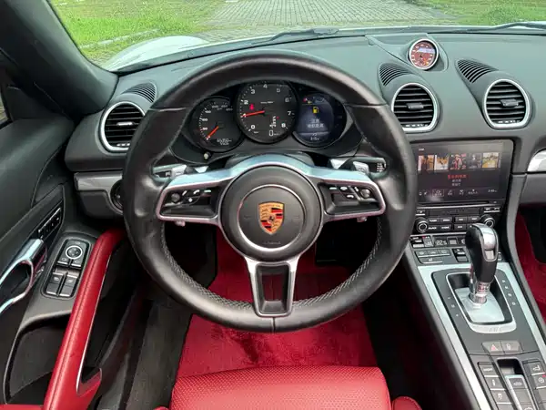 Porsche 718 2018