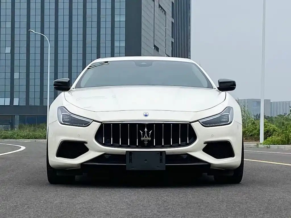 Maserati Ghibli 2019 — фото 2