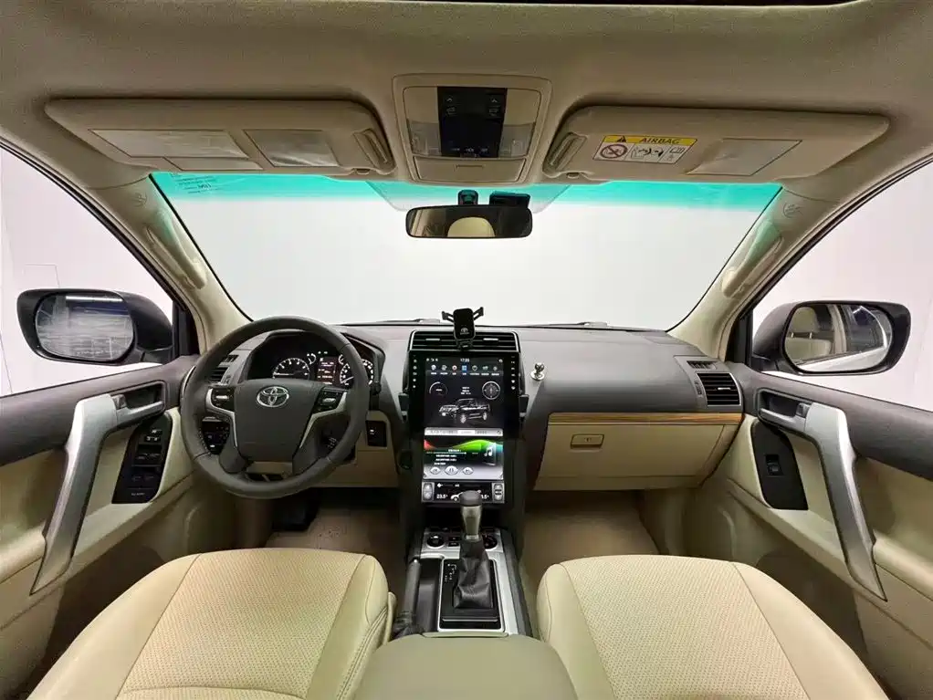 Toyota Prado 2018 — фото 12