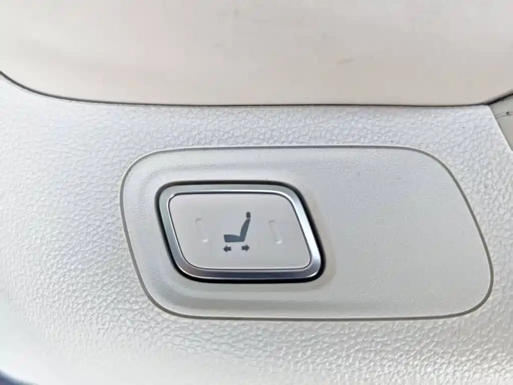 Buick GL8 Hybrid 2025 — фото 42