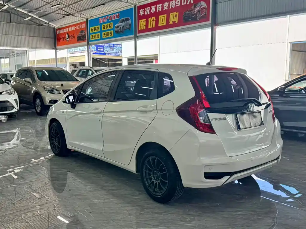 Honda Fit 2020 — фото 9
