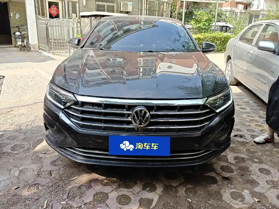 Volkswagen Sagitar 2021