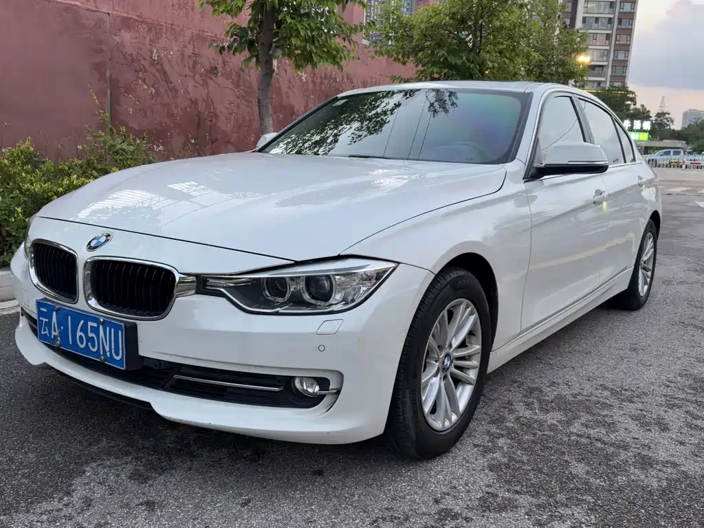 BMW 3 Series 2015 — фото 17