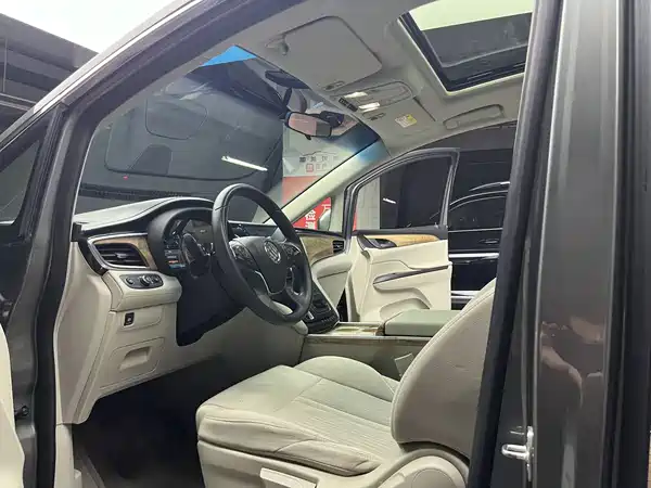 Buick GL8 2018