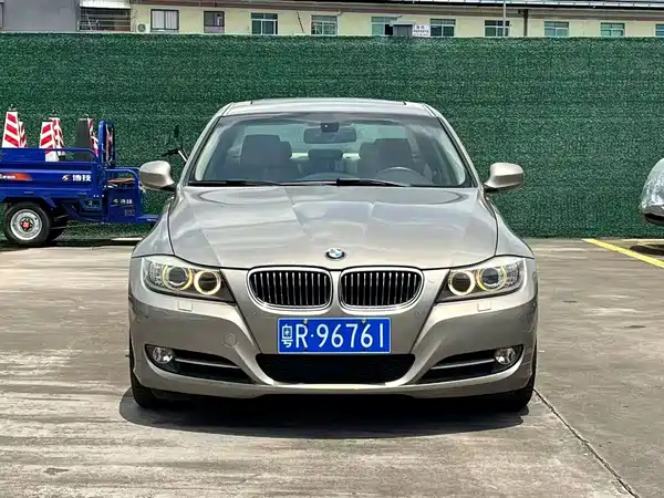 BMW 3 Series 2011