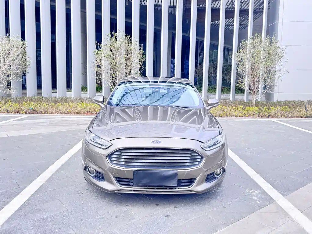 Ford Mondeo 2014 — фото 2