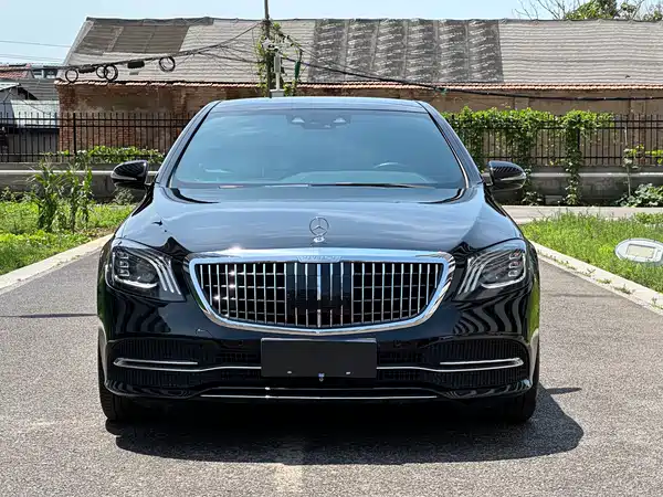 Mercedes-Benz S-Class 2020