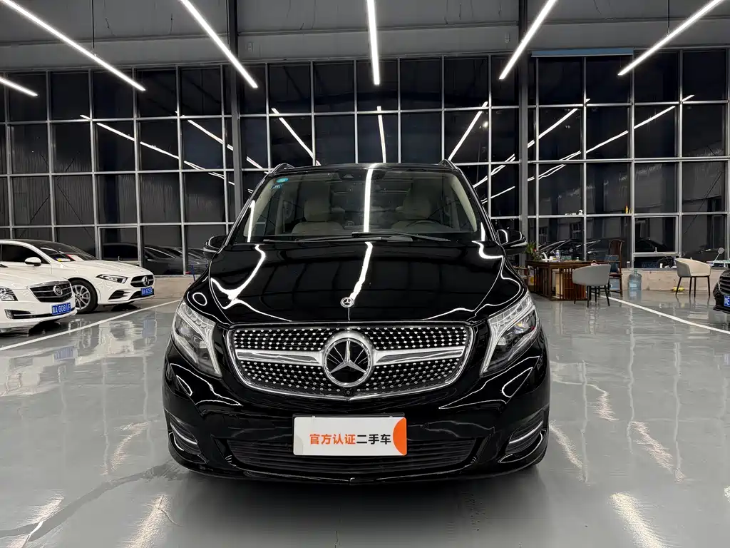 Mercedes-Benz V-Class 2020 — фото 2