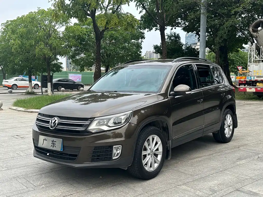 Volkswagen Tiguan 2017 — фото 1
