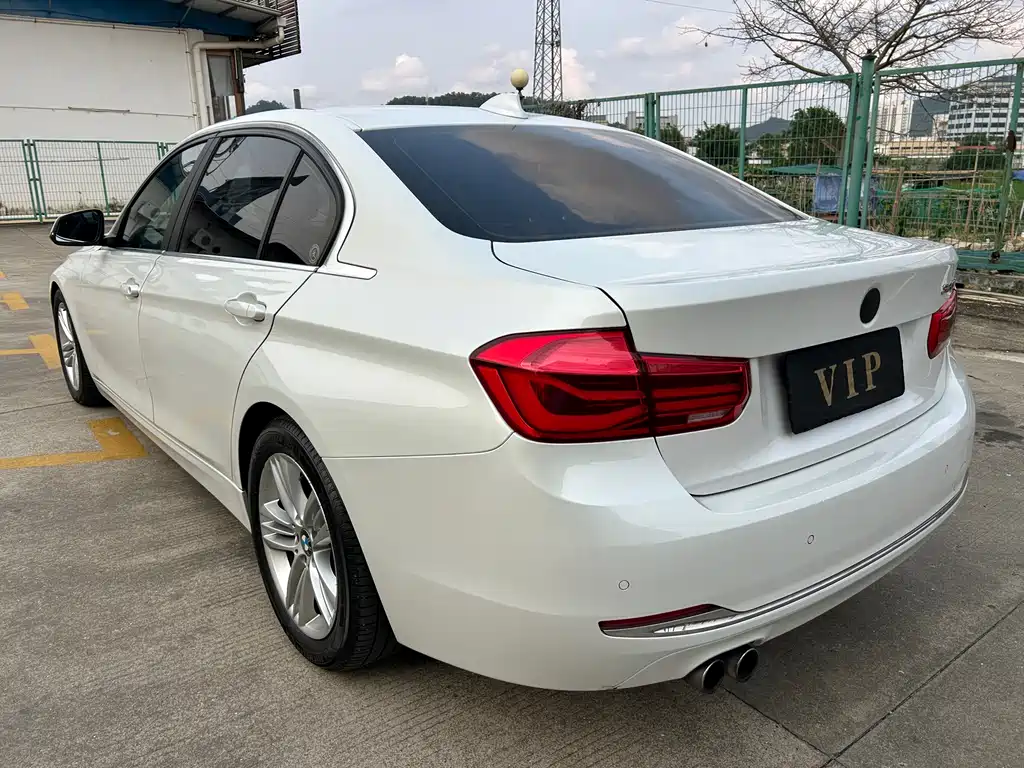 BMW 3 Series 2017