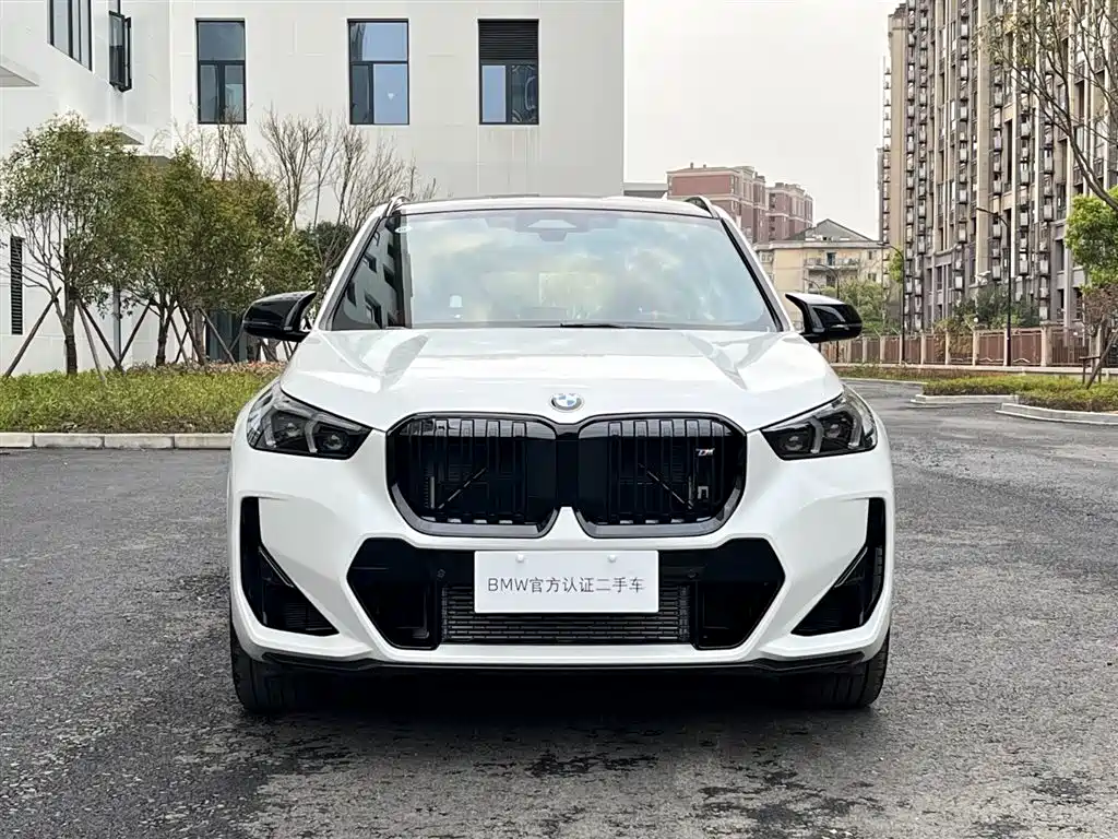 BMW X1 M35Li — фото 3