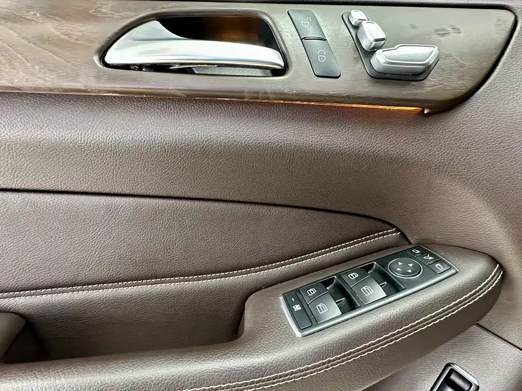 Mercedes-Benz GLE 2016 — фото 13