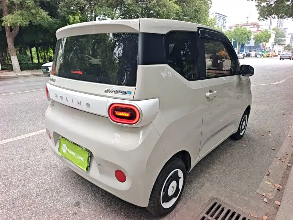 Wuling MINIEV 2025