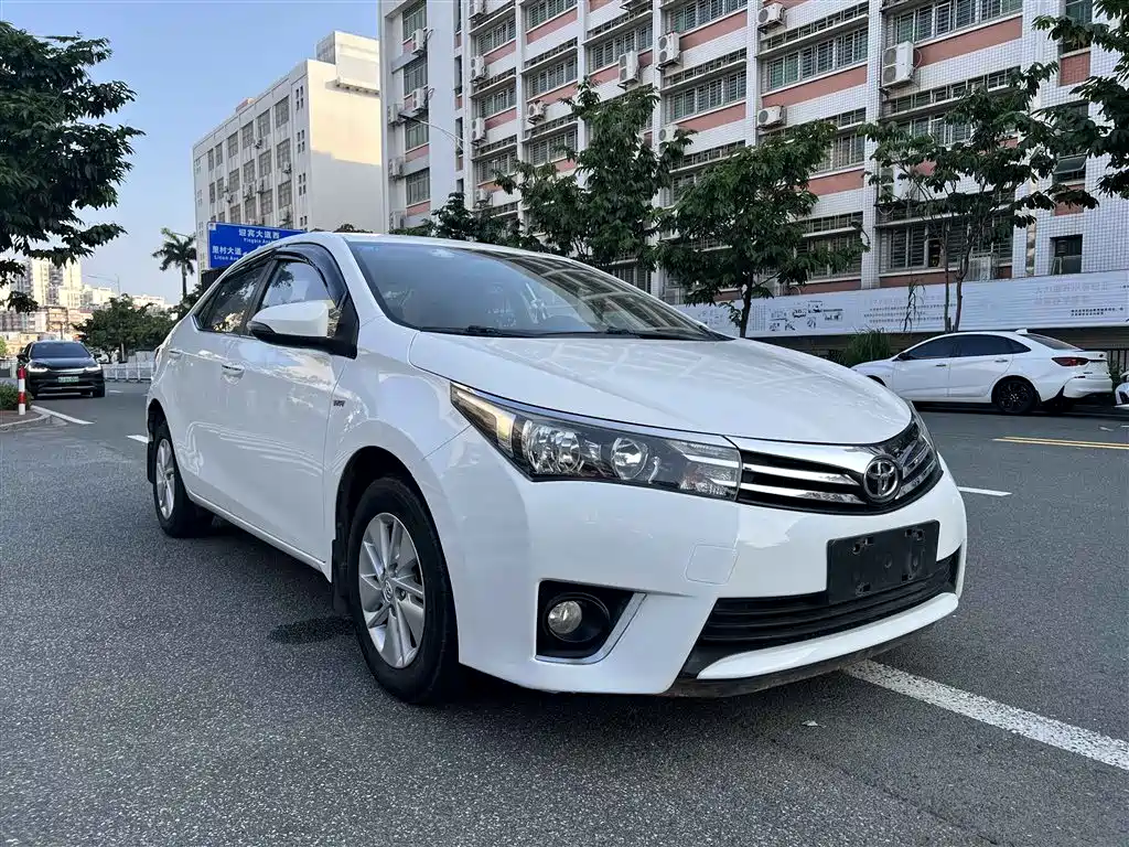 Toyota Corolla 2015 — фото 6