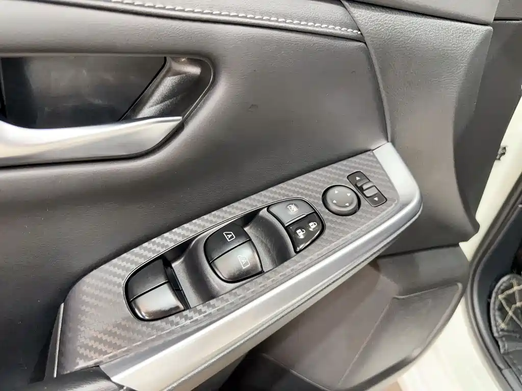 Nissan Sylphy 2022 — фото 14