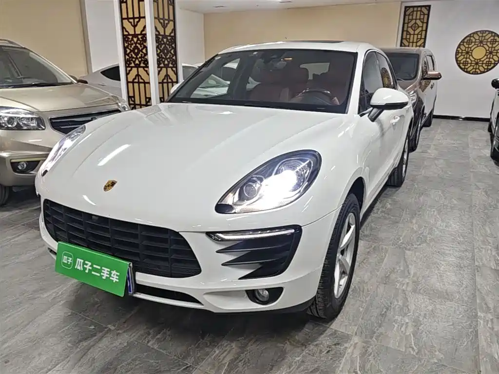 Porsche Macan 2018 — фото 1