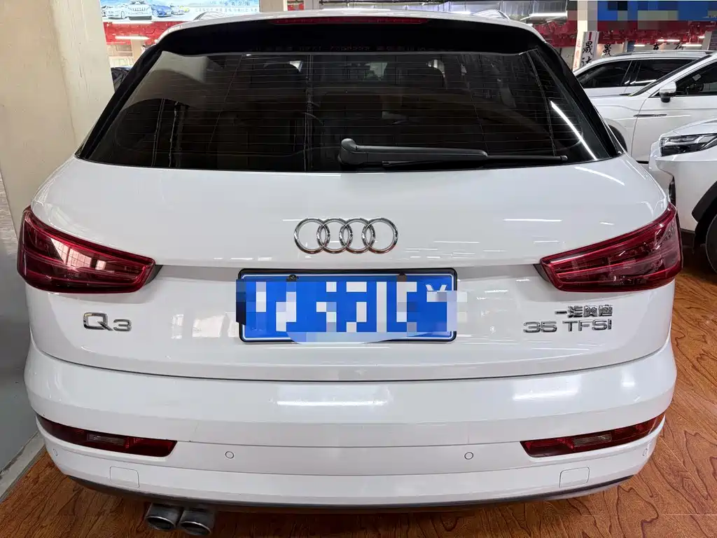 Audi Q3 2017 — фото 18
