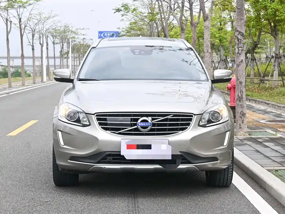 Volvo XC60 2016 — фото 2
