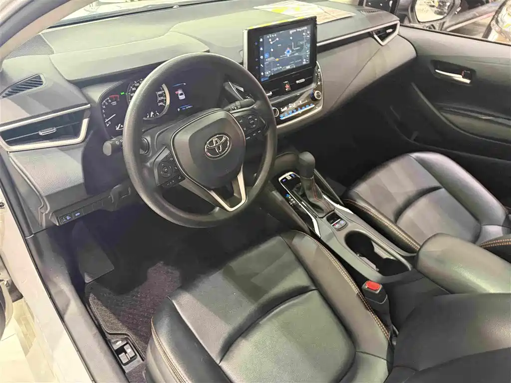 Toyota Corolla 2021 — фото 11