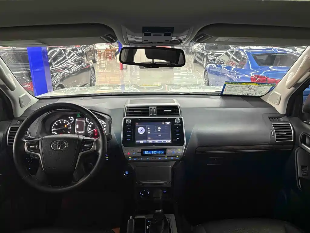 Toyota Prado 2018