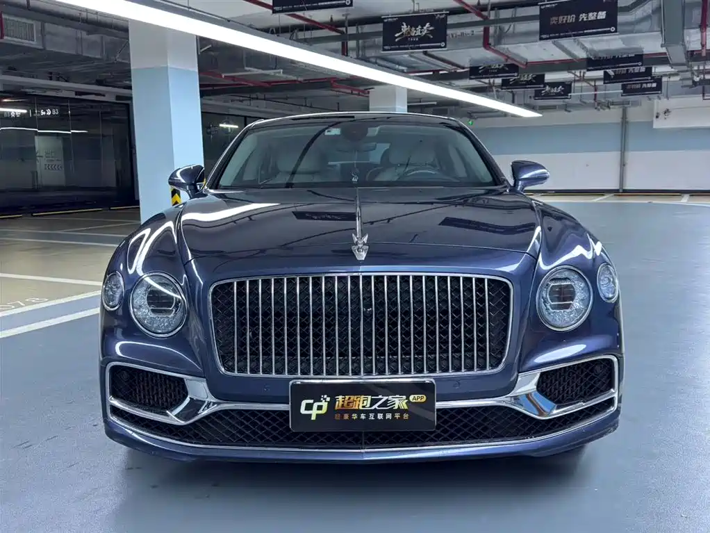 Bentley Flying Spur 2021 — фото 2