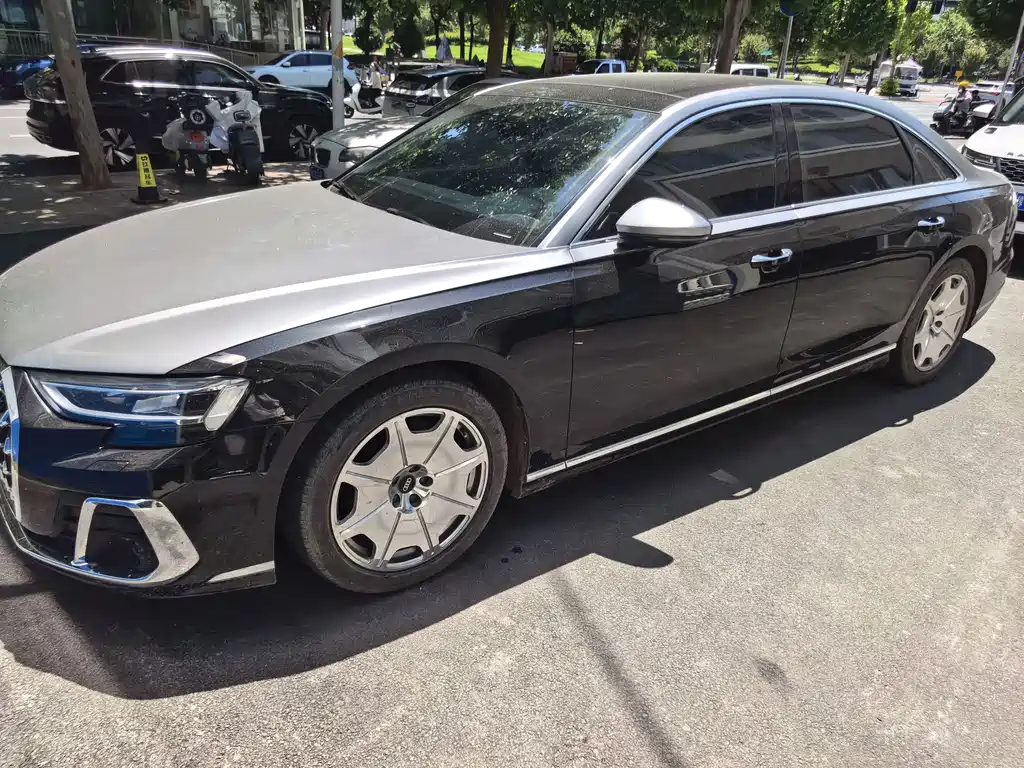 Audi A8 2023