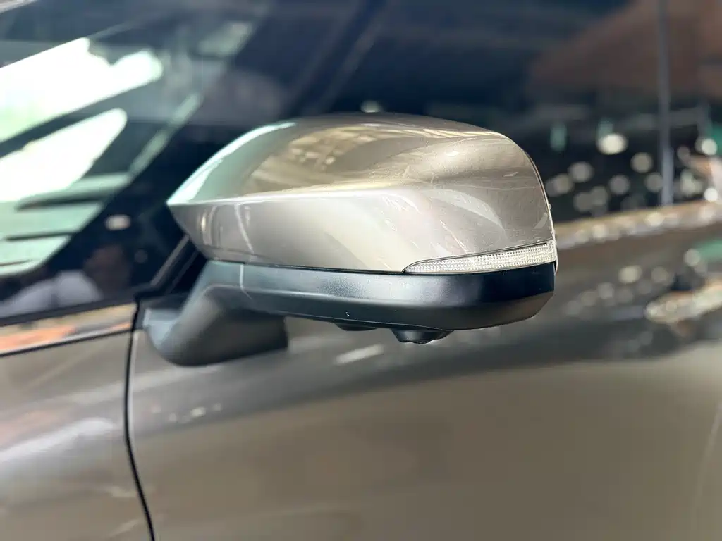 Toyota Alphard 2023